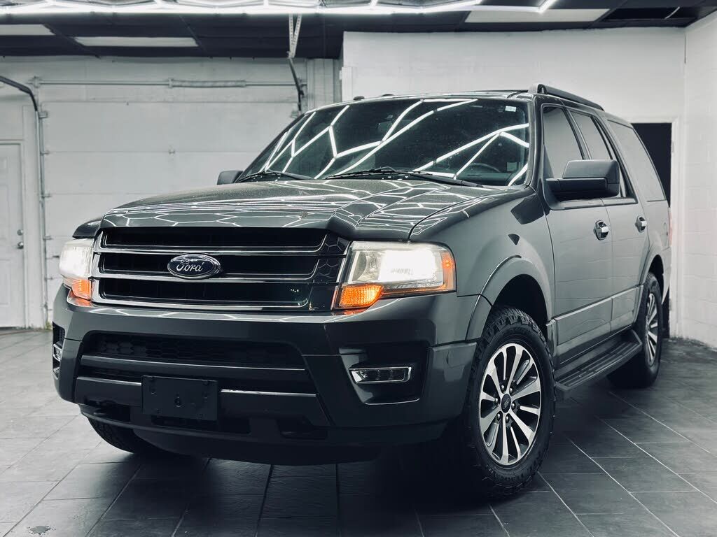 2017 FORD Expedition