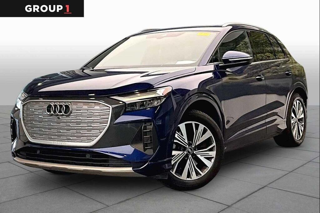 2023 AUDI Q4