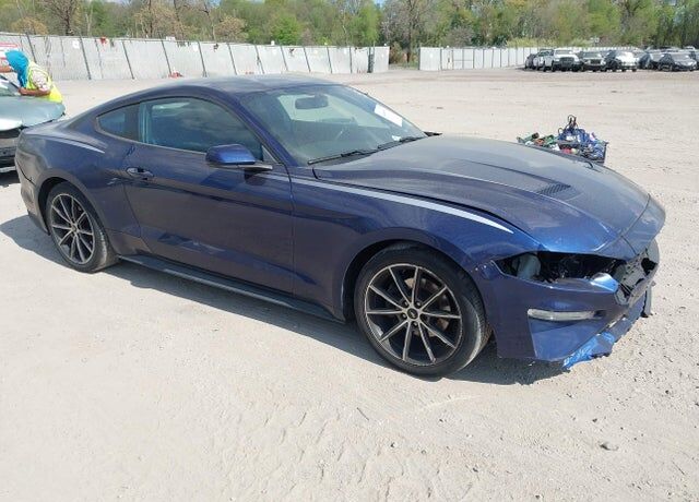 2018 FORD Mustang