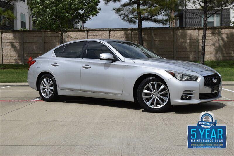2017 INFINITI Q50