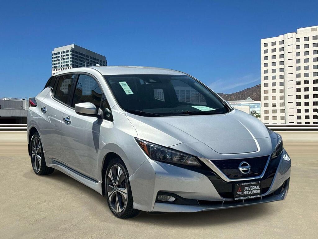 2021 NISSAN Leaf