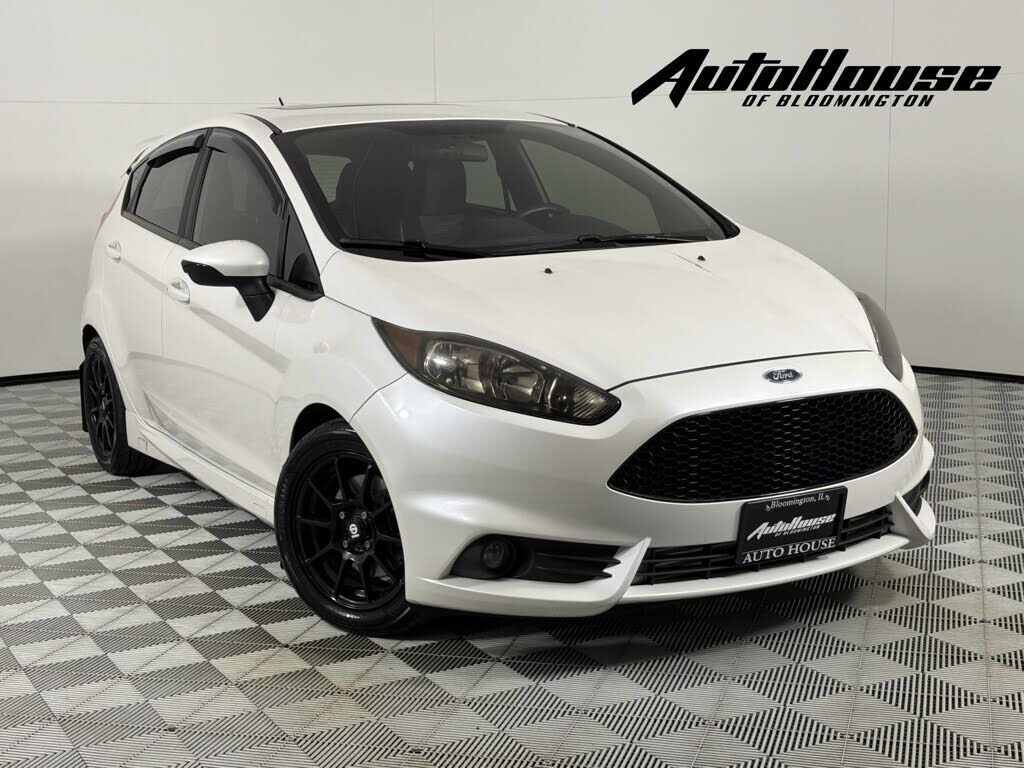 2016 FORD Fiesta