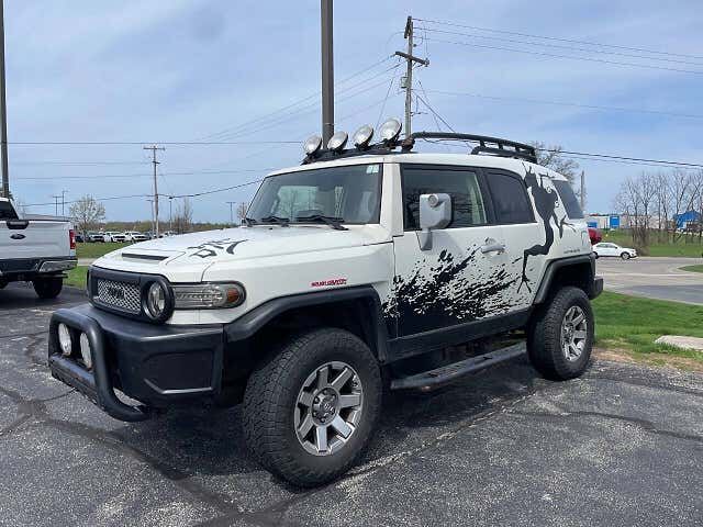 2014 TOYOTA FJ Cruiser