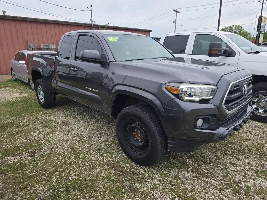2016 TOYOTA Tacoma