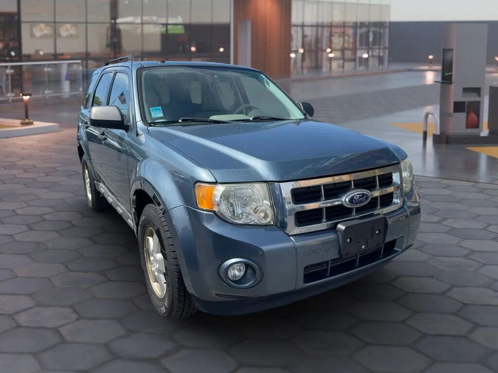 2011 FORD Escape
