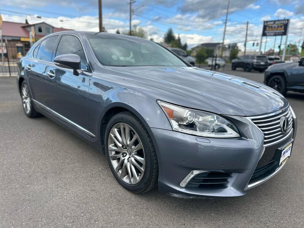 2015 LEXUS LS