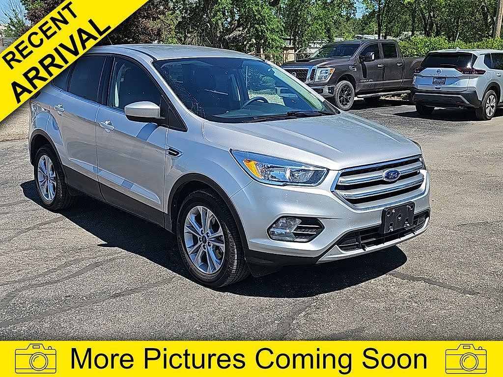 2017 FORD Escape