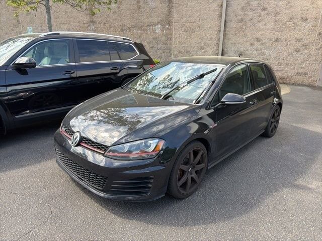 2017 VOLKSWAGEN Golf GTI