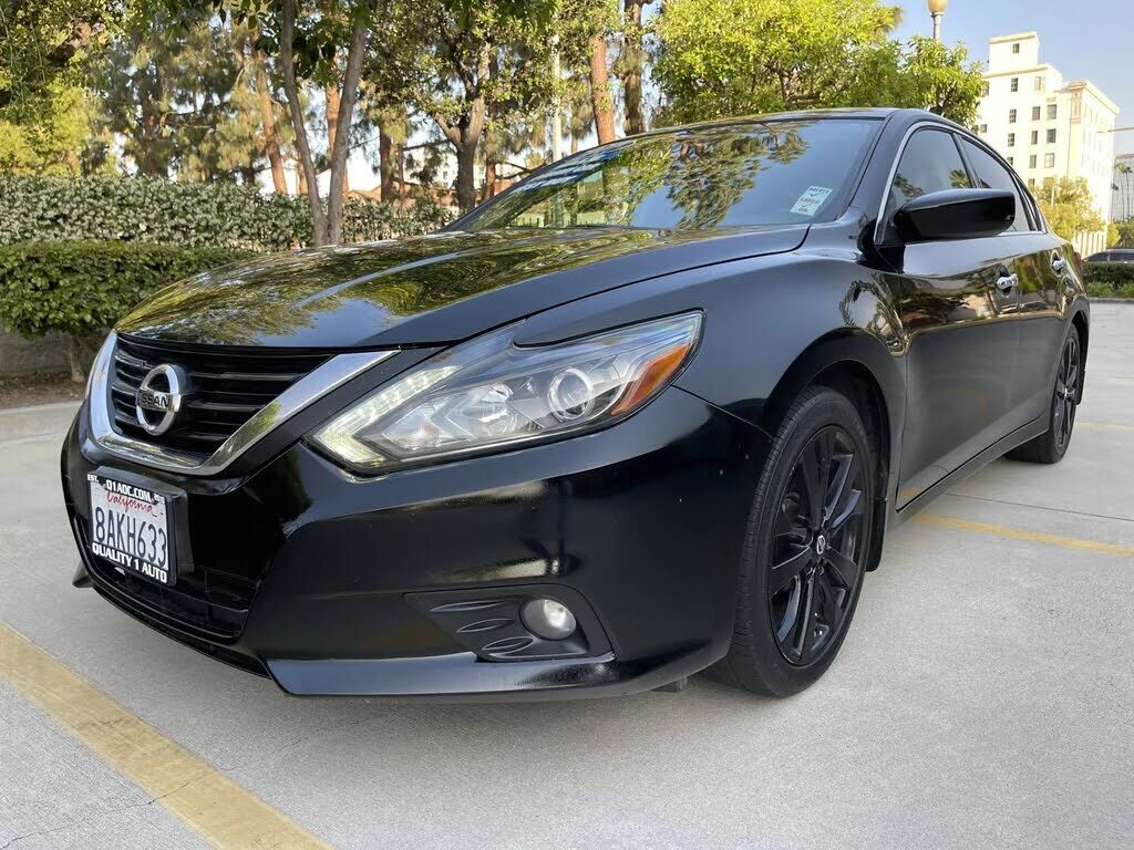 2017 NISSAN Altima