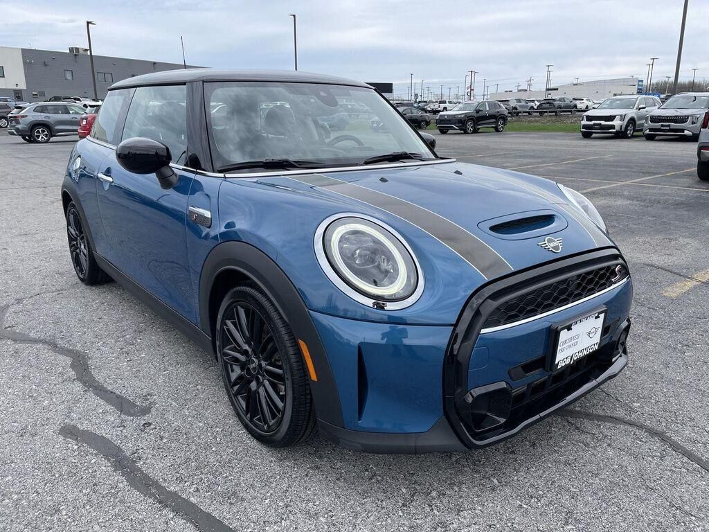 2024 MINI Hardtop