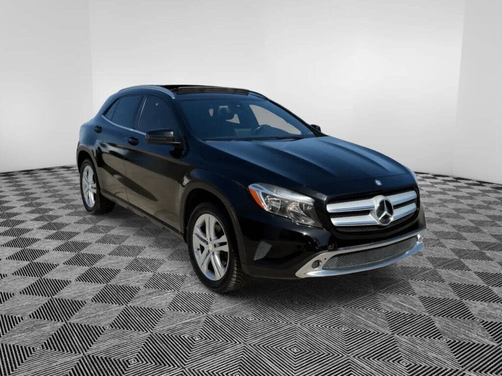 2016 MERCEDES-BENZ GLA-Class