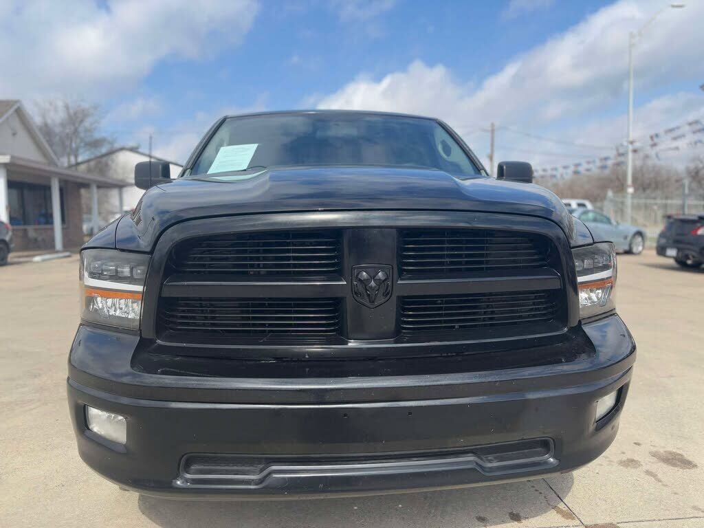 2012 DODGE Ram