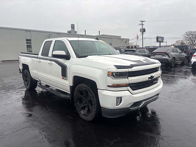 2018 CHEVROLET Silverado