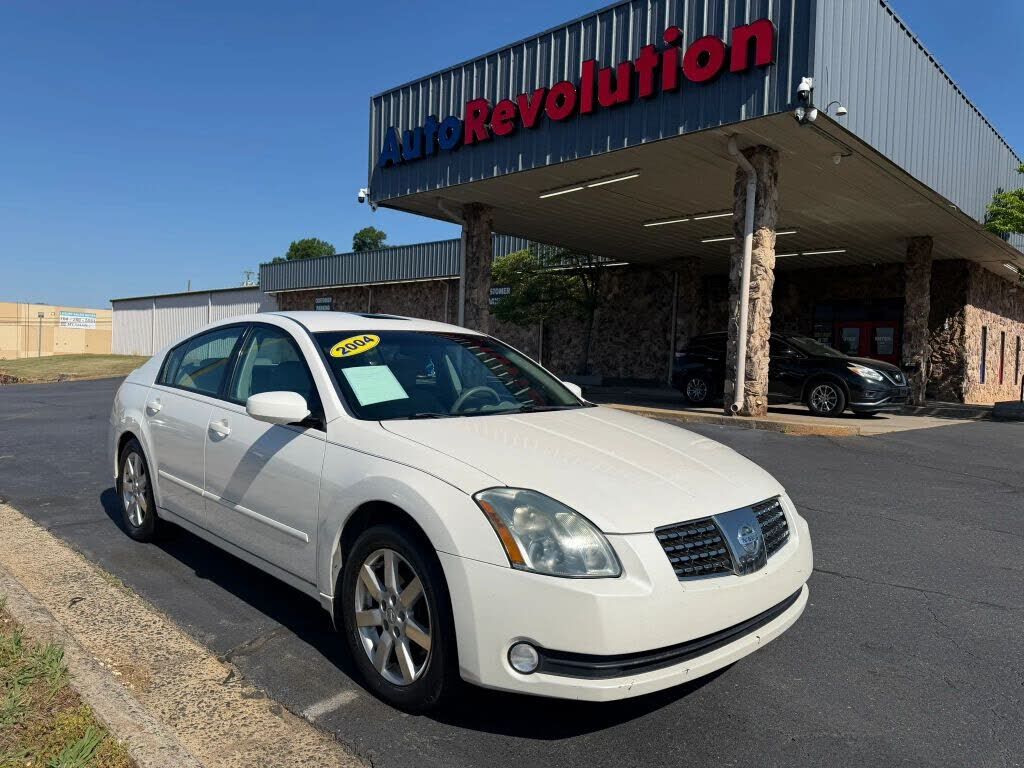 2004 NISSAN Maxima