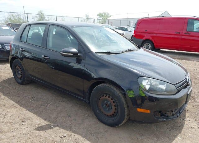 2014 VOLKSWAGEN Golf