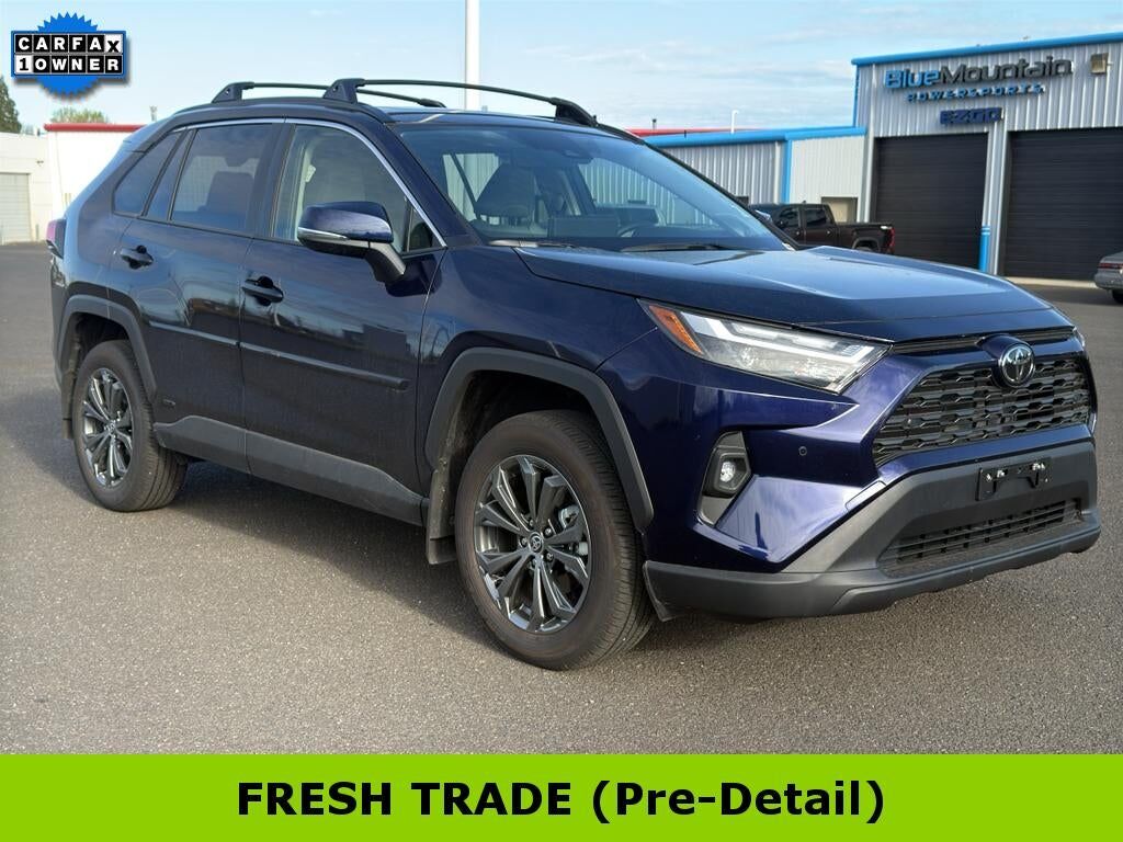 2025 TOYOTA RAV4