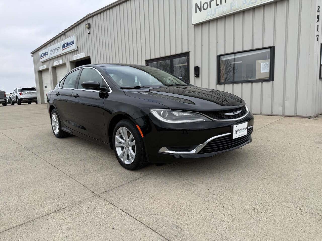 2016 CHRYSLER 200