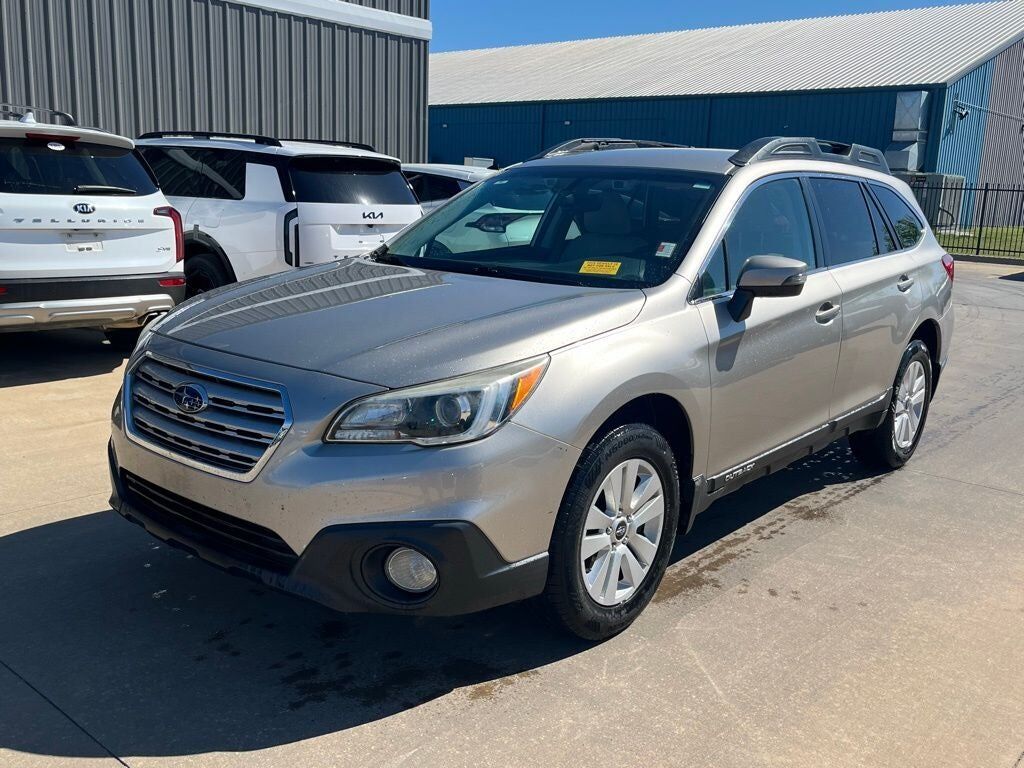 2017 SUBARU Outback