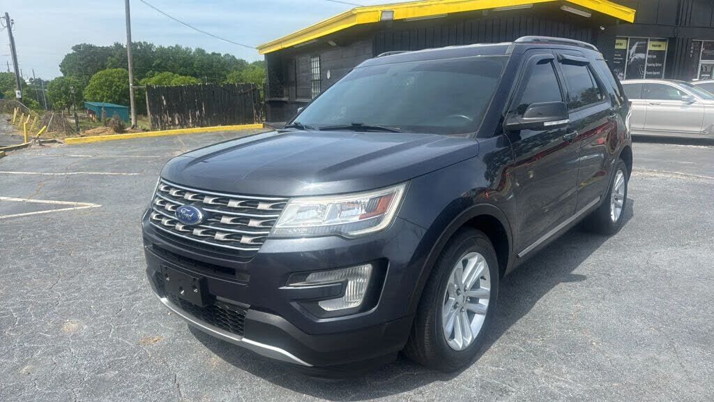 2017 FORD Explorer