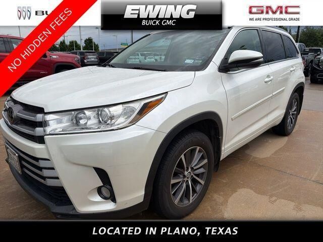 2018 TOYOTA Highlander