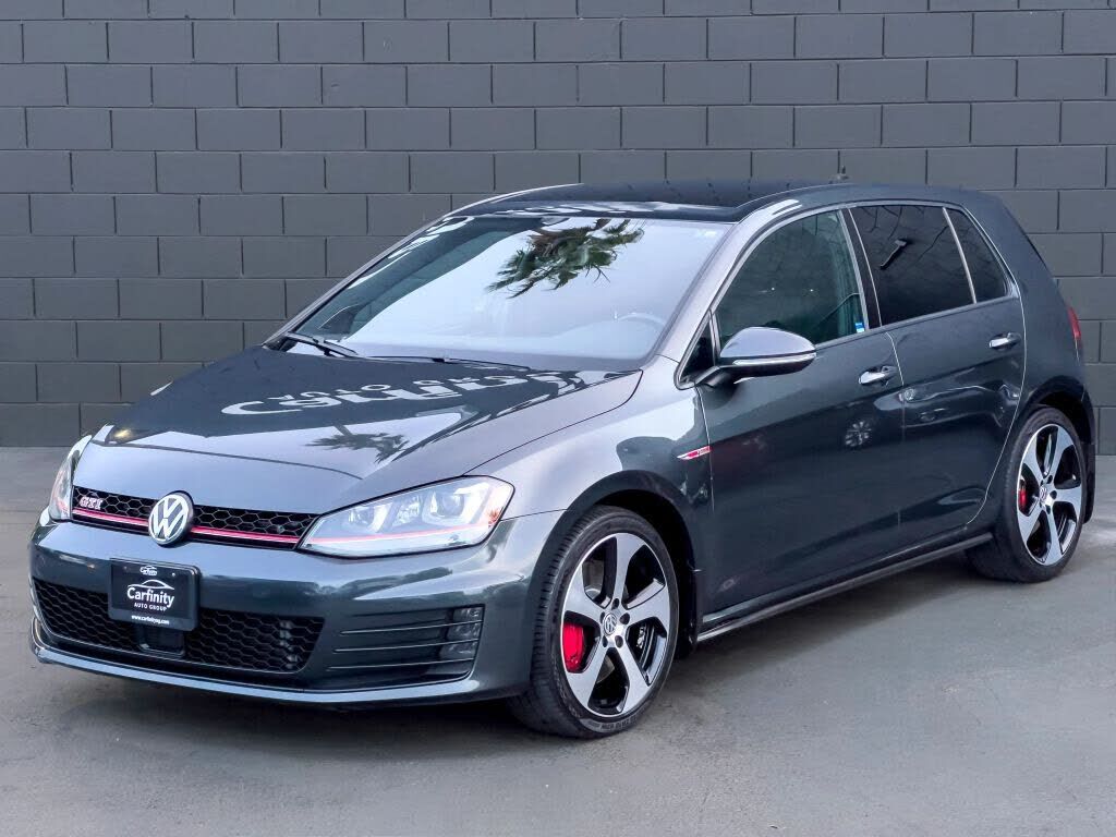 2017 VOLKSWAGEN Golf GTI