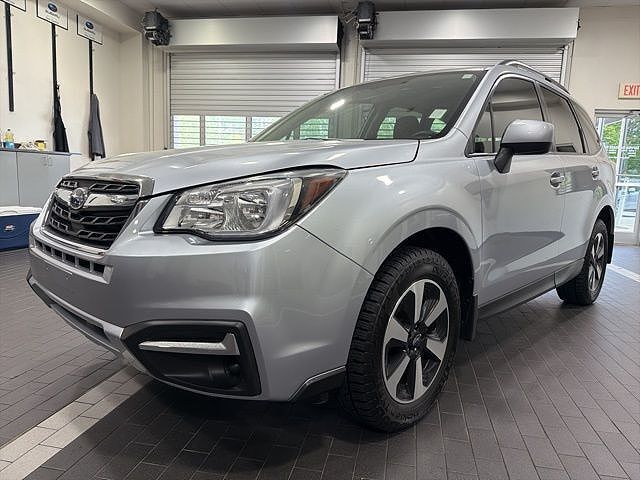 2017 SUBARU Forester