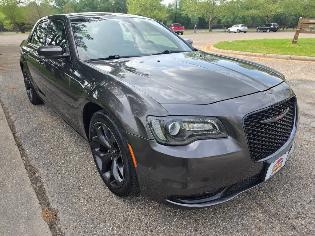 2021 CHRYSLER 300
