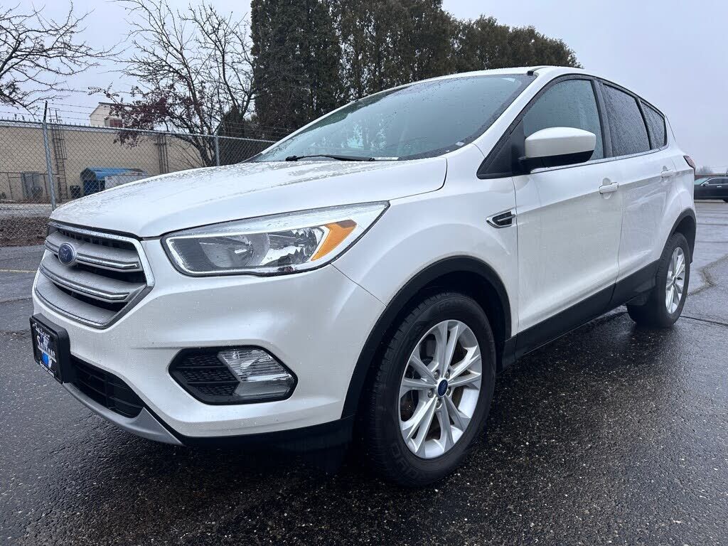 2019 FORD Escape