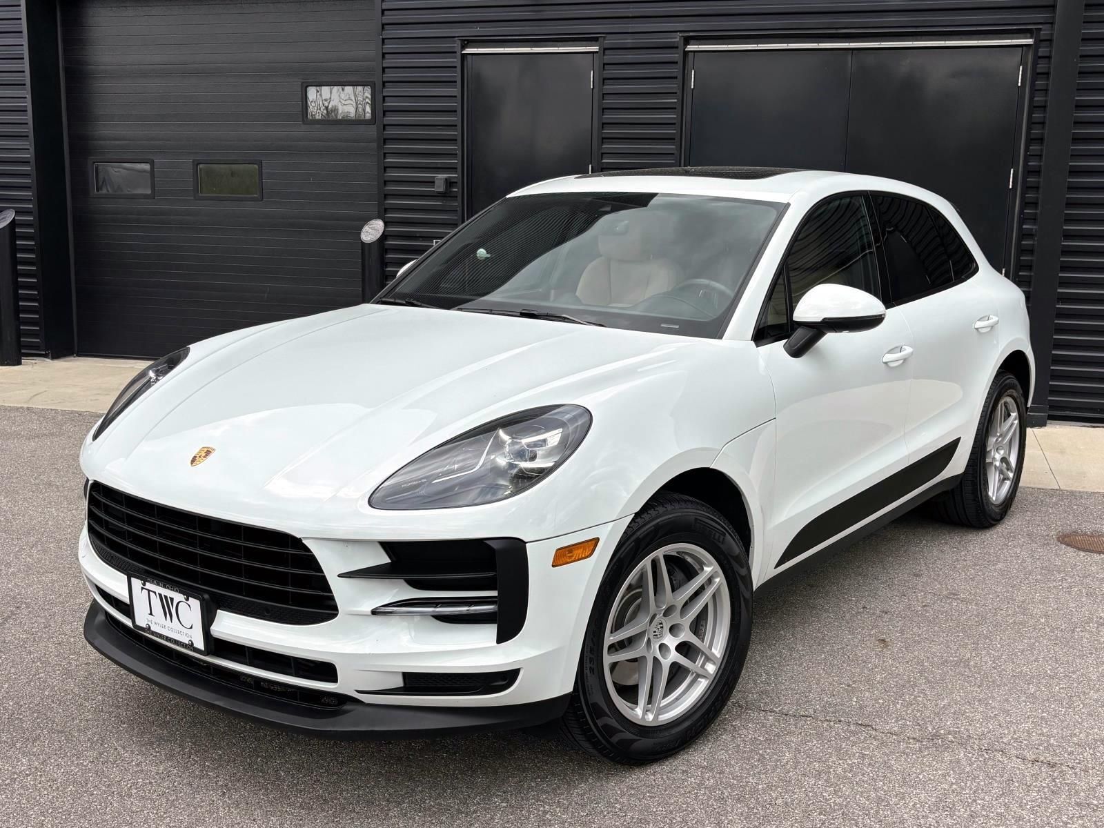 2020 PORSCHE Macan