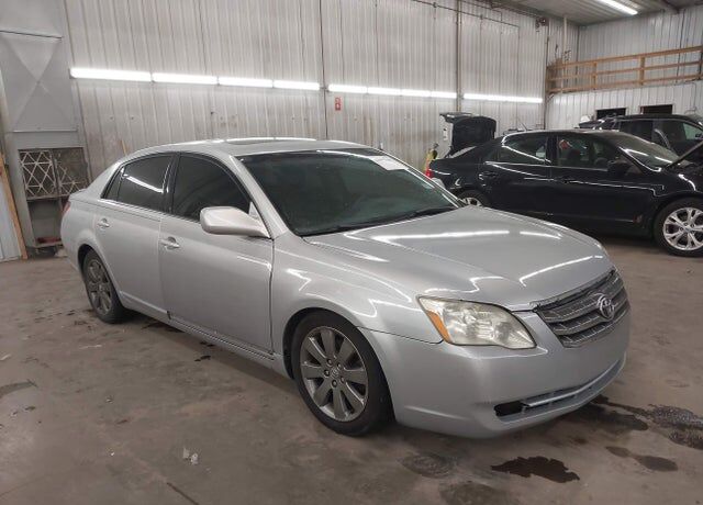 2006 TOYOTA Avalon