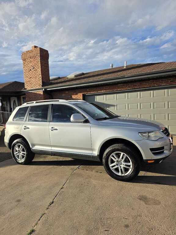2008 VOLKSWAGEN Touareg