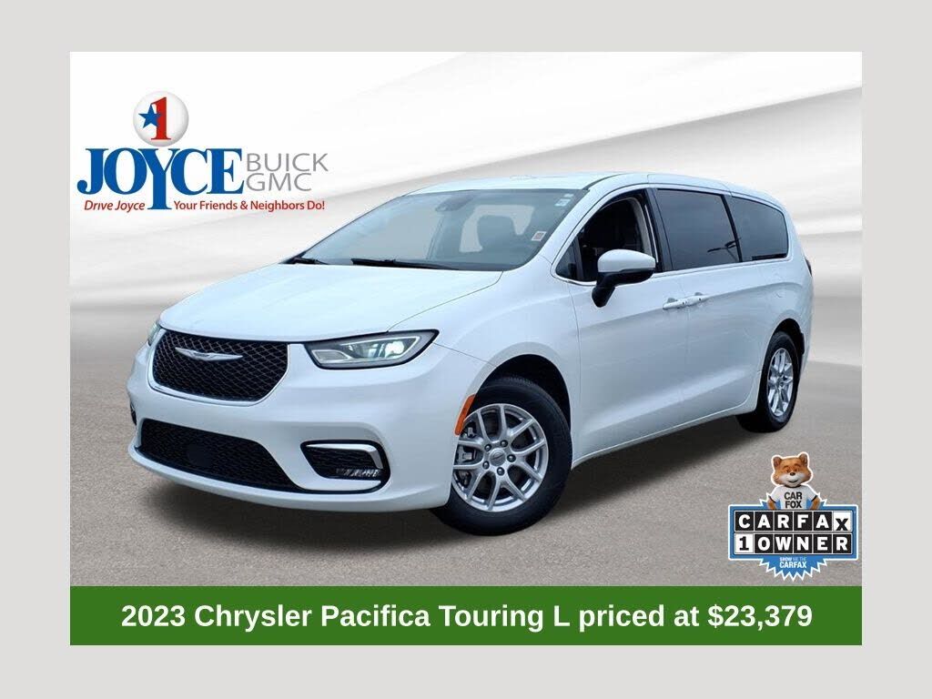 2023 CHRYSLER Pacifica