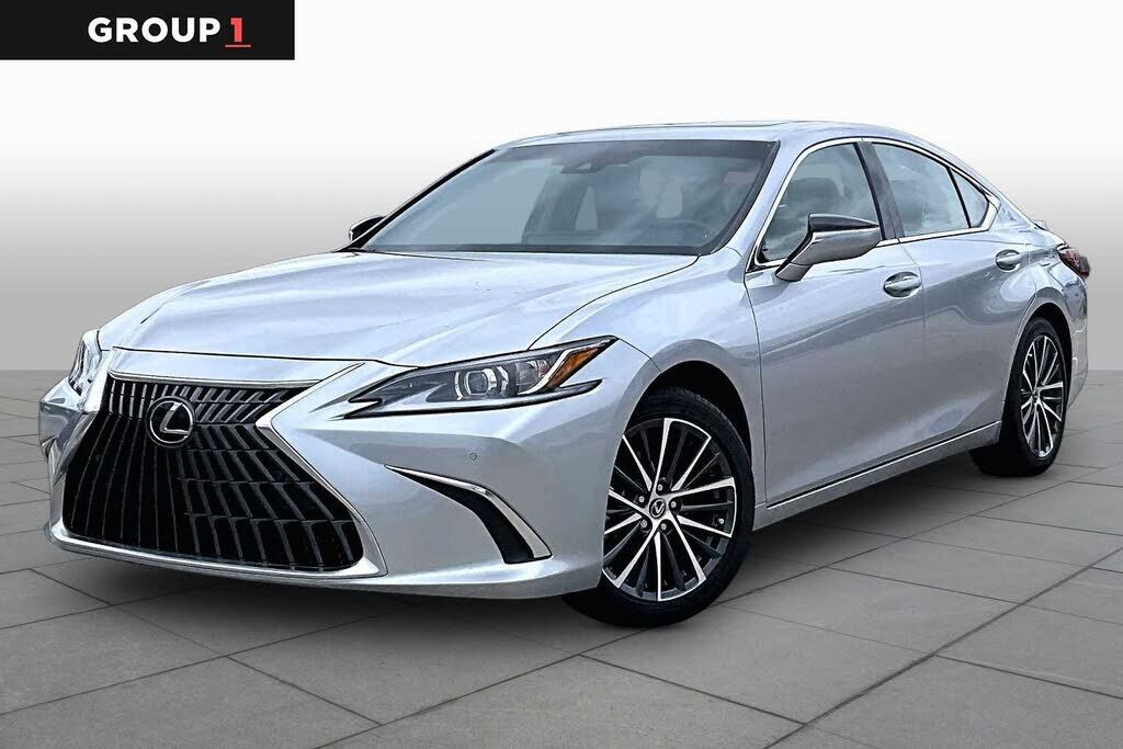 2025 LEXUS ES
