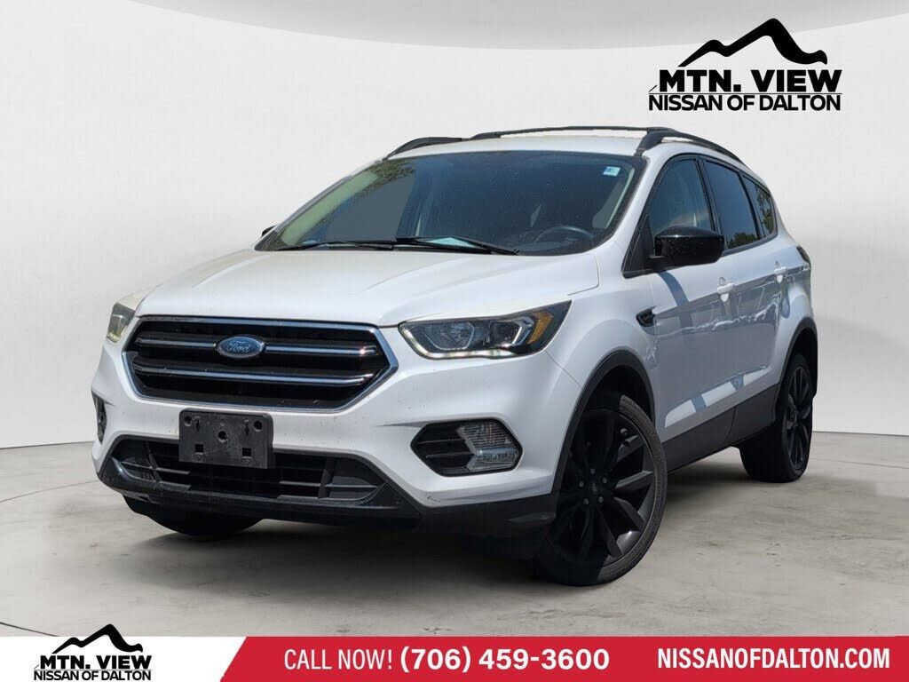 2017 FORD Escape