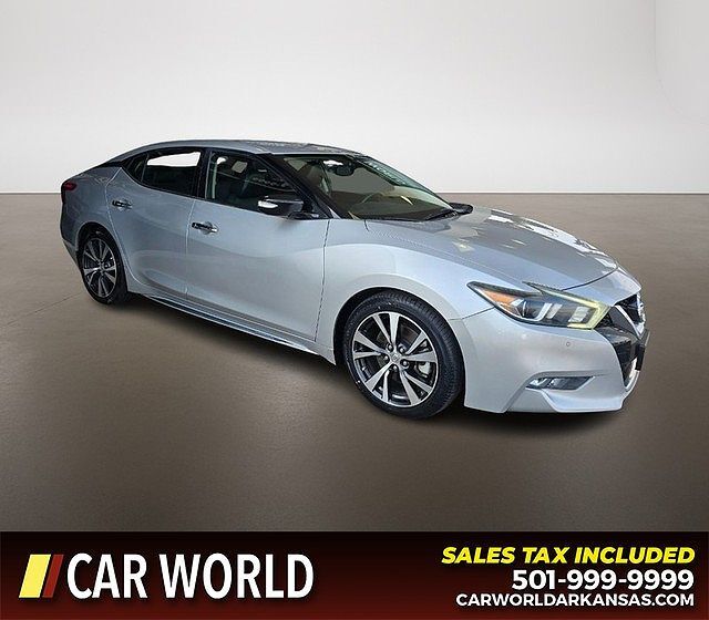 2017 NISSAN Maxima
