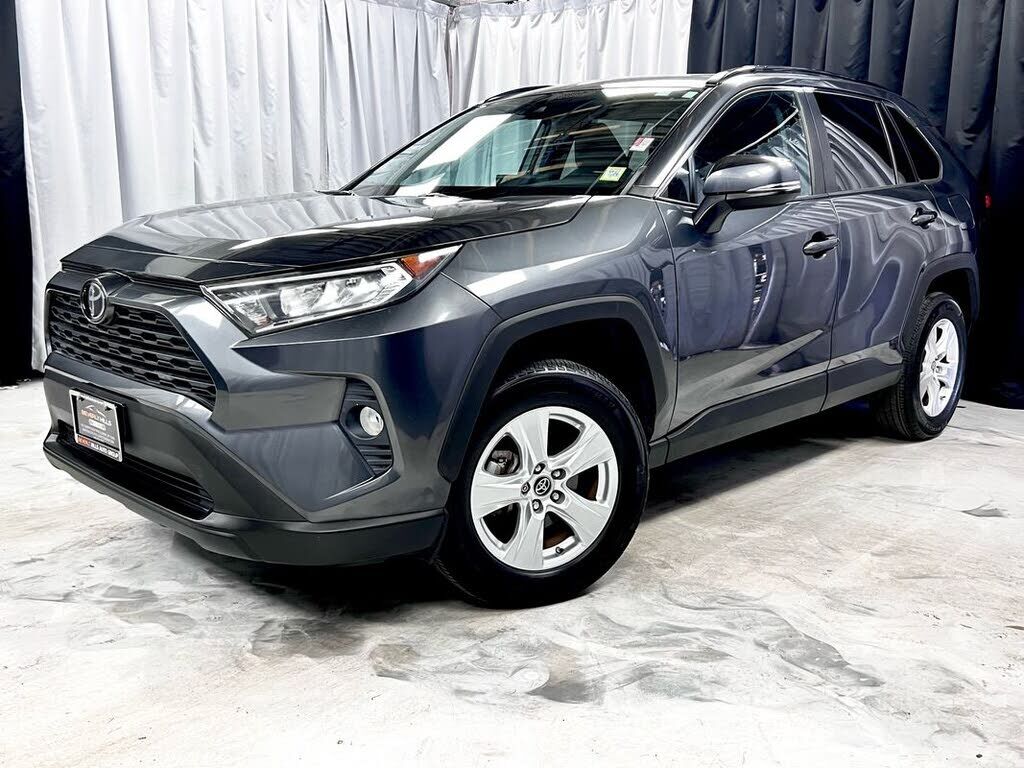 2019 TOYOTA RAV4
