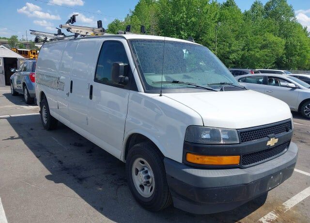 2019 CHEVROLET Express