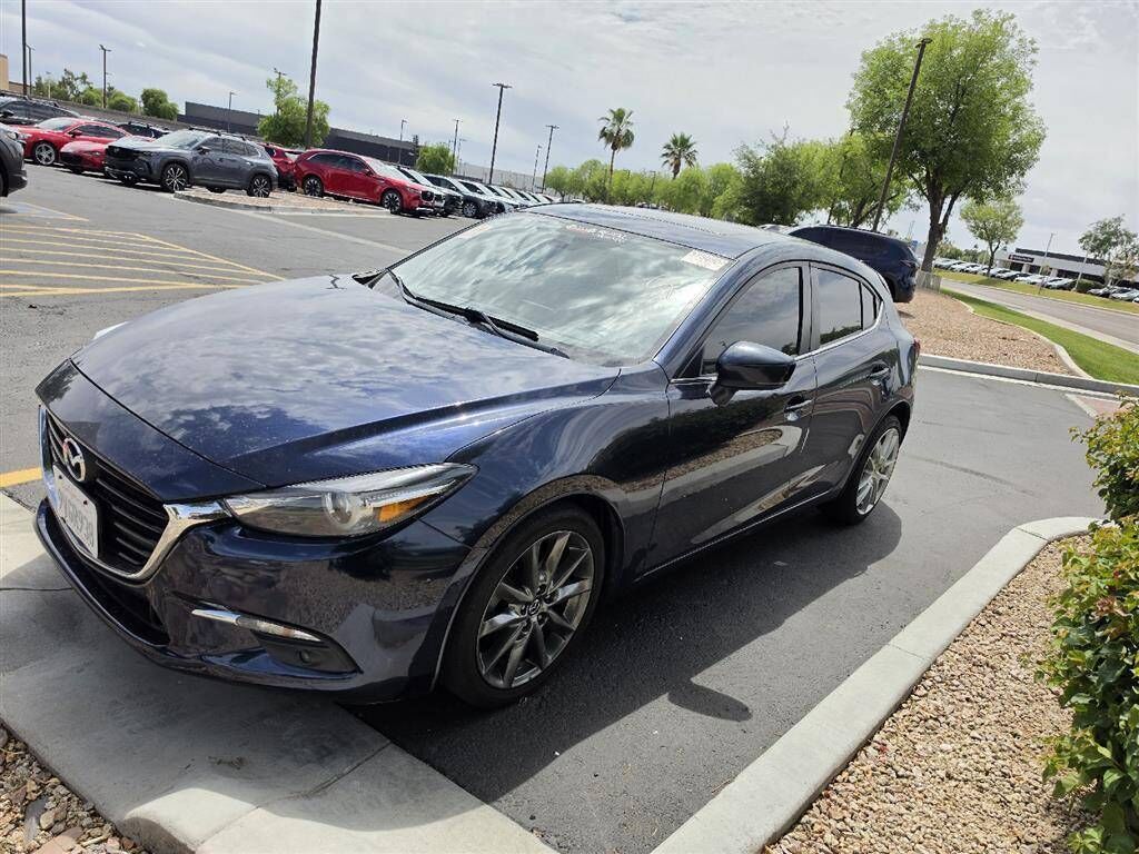 2018 MAZDA Mazda3
