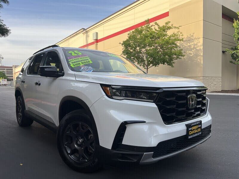 2025 HONDA Pilot