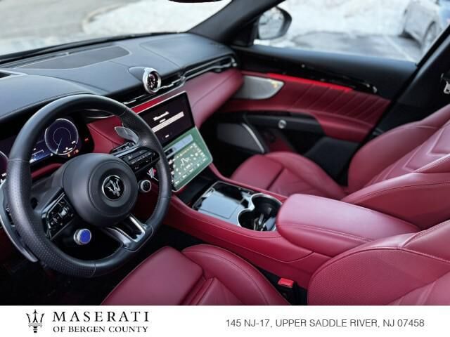 2025 MASERATI Grecale