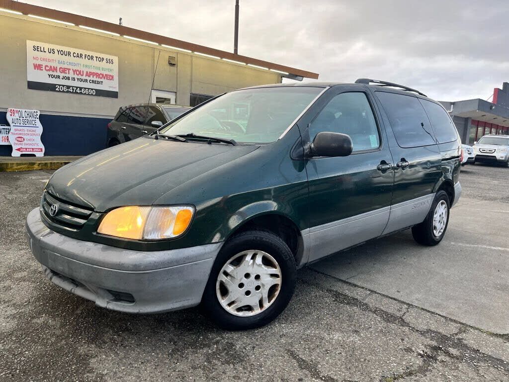 2002 TOYOTA Sienna