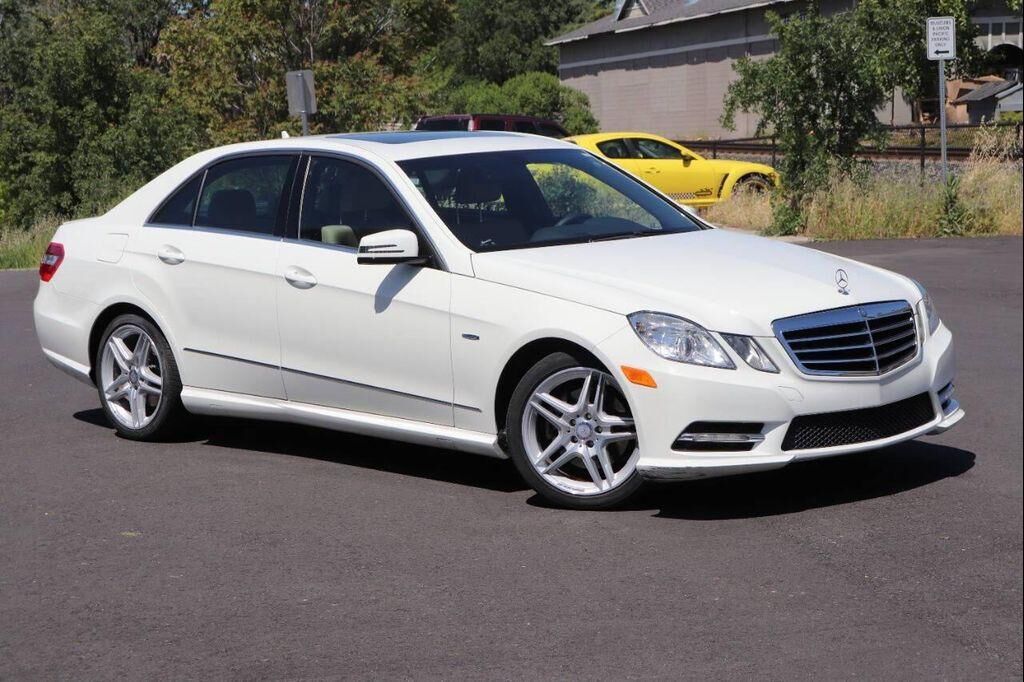 2012 MERCEDES-BENZ E-Class