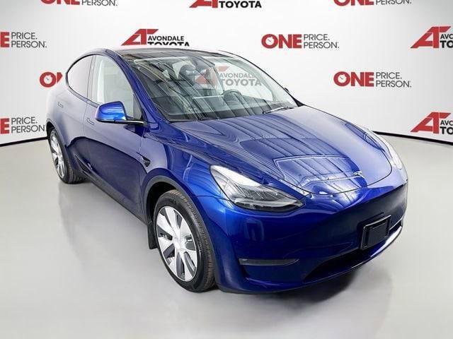 2023 TESLA Model Y