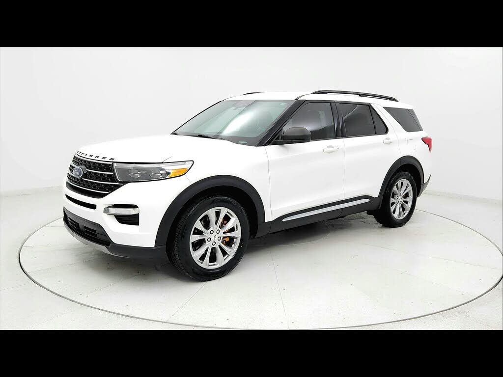2021 FORD Explorer