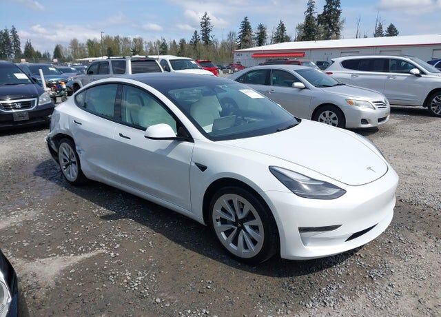 2022 TESLA Model 3