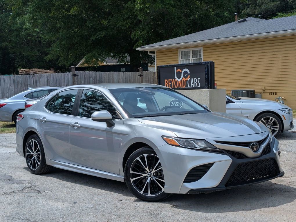 2020 TOYOTA Camry