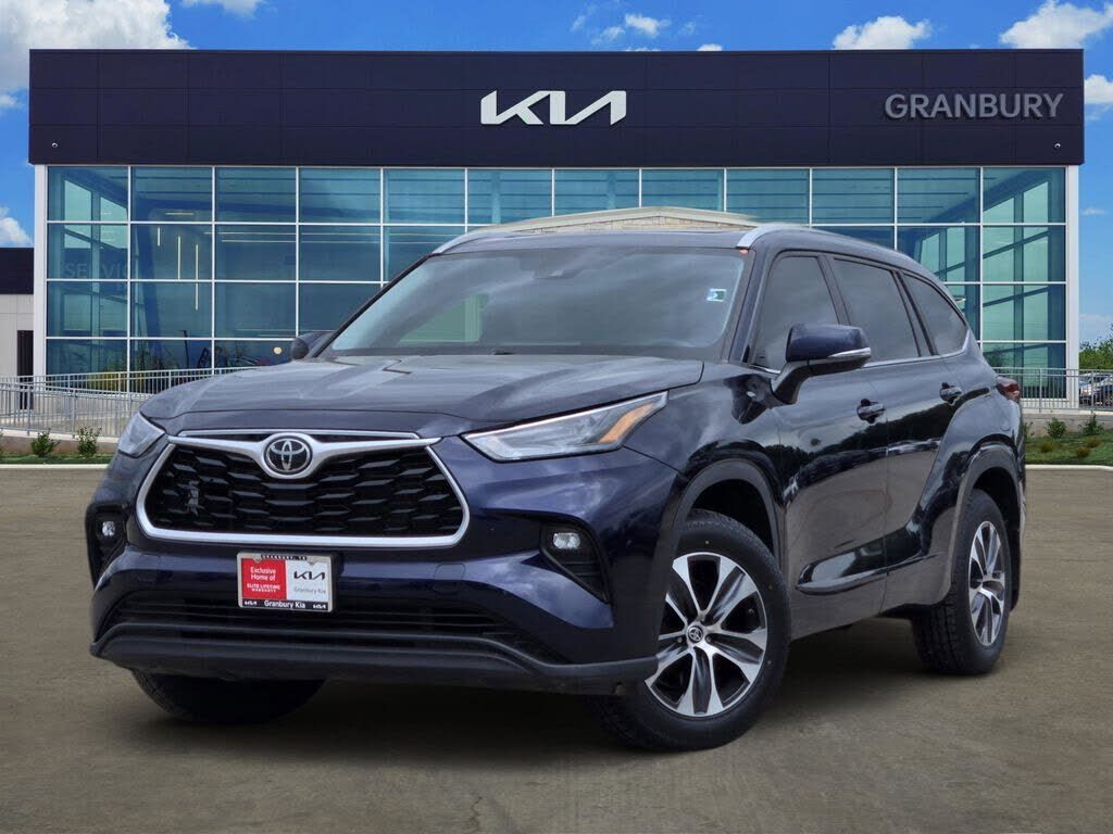 2023 TOYOTA Highlander