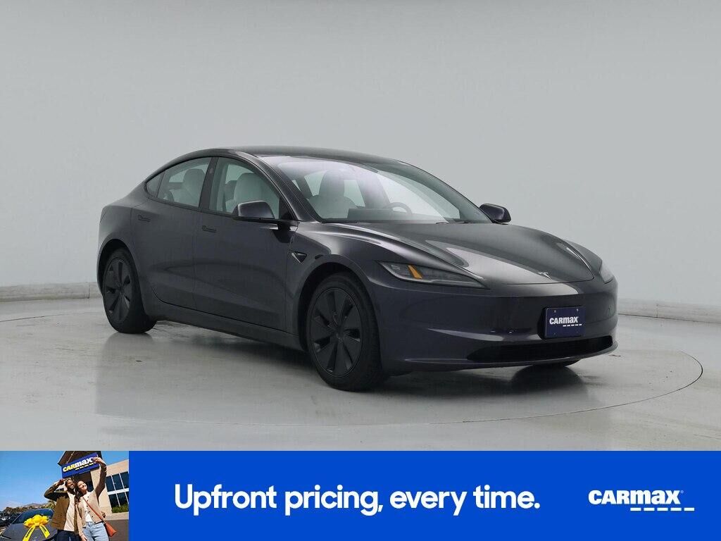 2025 TESLA Model 3