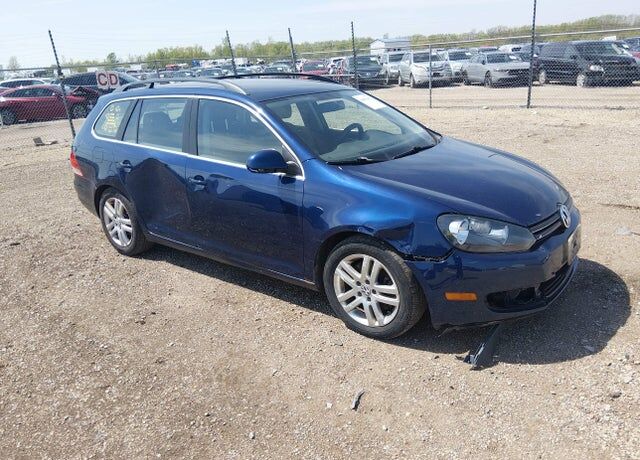 2011 VOLKSWAGEN Jetta Wagon