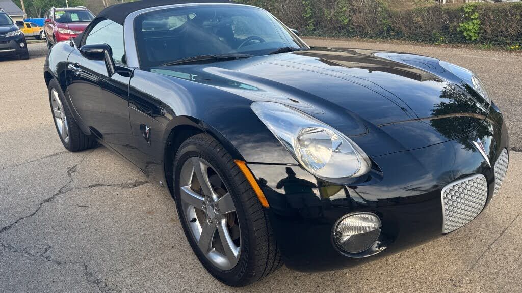 2006 PONTIAC Solstice